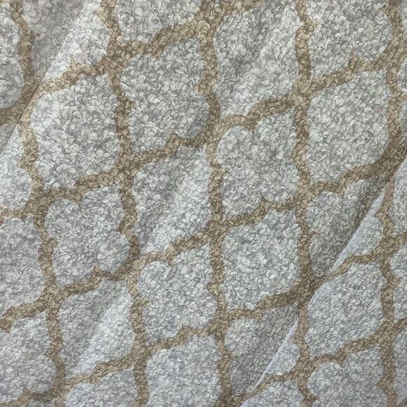 Set of 2 Mainstays Moroccan Lattice Sheer Panels 27.5" x 84" Tan White - Picture 3 of 4